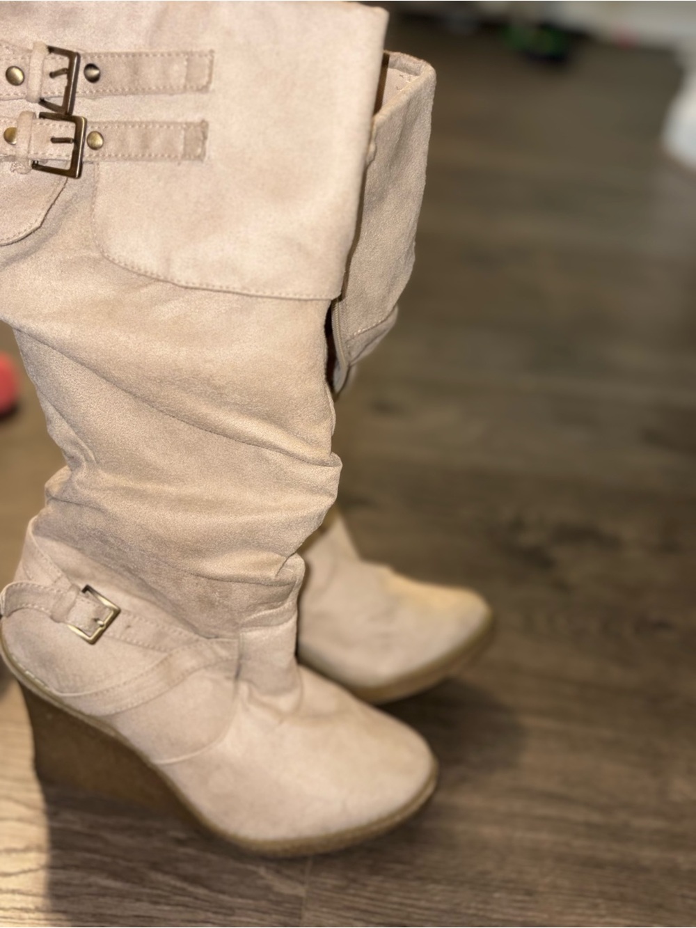 7.5 Beige Wedge Knee-High Boots - Stylish Women's Winter Footwear